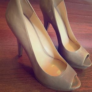 Grey heels